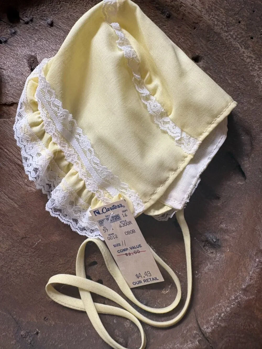Vintage Carter's baby girl bonnet booties butter yellow size 9–18 months retro